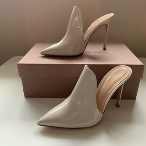 Gianvito Rossi Natural Aramis 85 Light Beige Mules